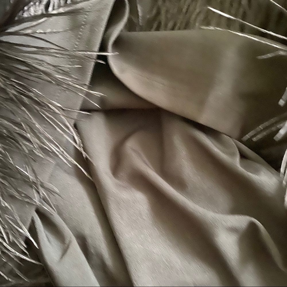 NWT LUCY PARIS strapless faux feathers hem dress L - Picture 10 of 16